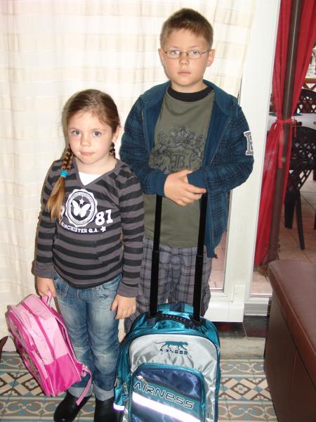 les enfants pret pour la rentrée des classes